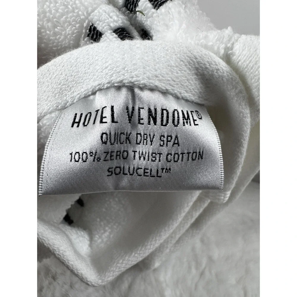 Set Of 2 HOTEL‎ VENDOME Quick Dry Spa Hand Towels White With Black Pattern Cuff